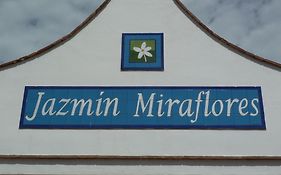 Jazmin Miraflores Seaview Apartment